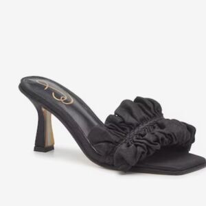 New in Box Sam Edelman Kady Sandal